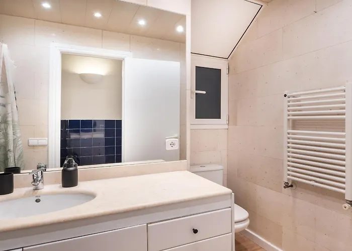 شقة Spacious & Comfortable In Center برشلونة