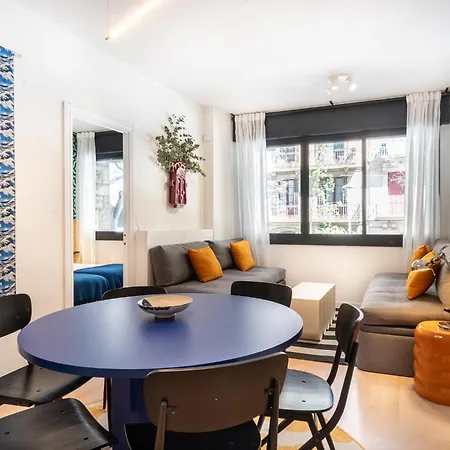 Spacious And Comfortable In The Center Apartment